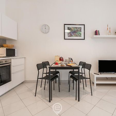 Aurora'S Apartment Cagliari Exterior photo